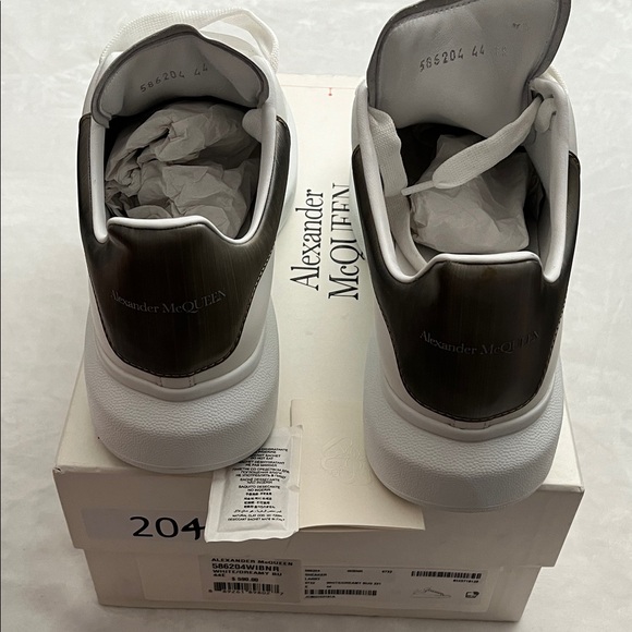 Alexander McQueen White Men's Sneakers Authentic - Picture 8 of 8